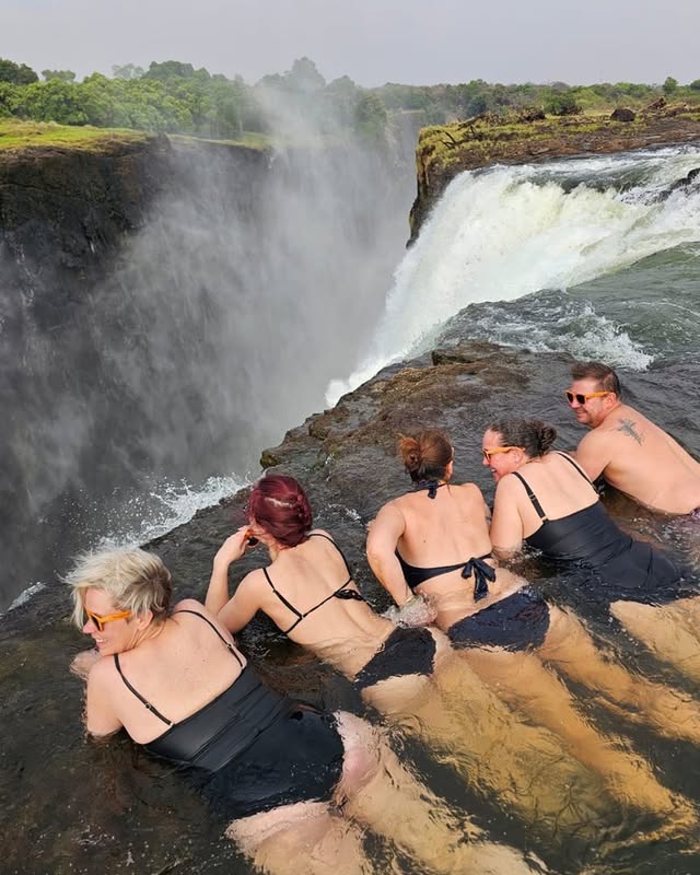 Devil's Pool Experience
